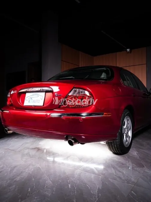 جاكوار س تيب 2001 أحمر غامق مستعملة للبيع - 10