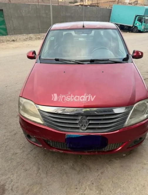 Renault Logan 2010 Red Used for Sale - 1