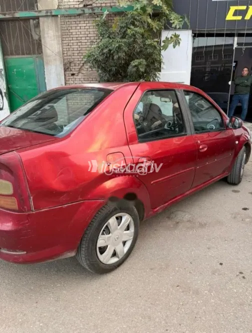 Renault Logan 2010 Red Used for Sale - 4