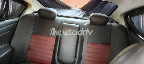 نيسان صنى 2014 أسود مستعملة للبيع - 5