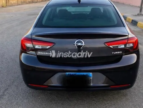 اوبل أنسيجنيا 2018 أزرق غامق مستعملة للبيع - 2