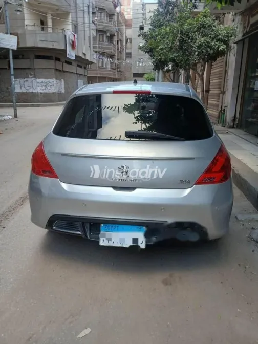 Peugeot 308 2014 Silver Used for Sale - 1