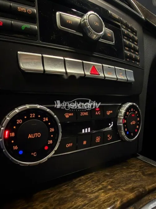 مرسيدس C 180 2014 أسود مستعملة للبيع - 6