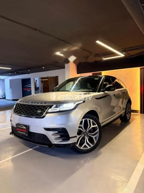 Land Rover Velar 2020 Silver Used for Sale - 2
