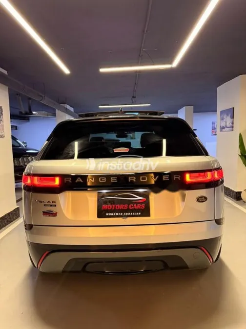 Land Rover Velar 2020 Silver Used for Sale - 3