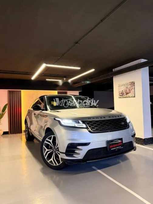 Land Rover Velar 2020 Silver Used for Sale - 10