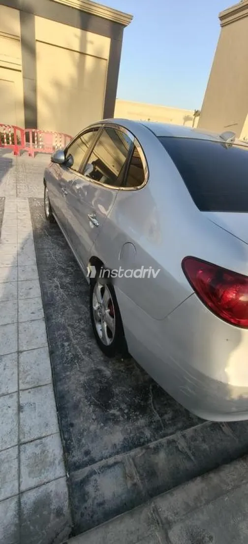 هيونداي افانتي 2007 فضي مستعملة للبيع - 2