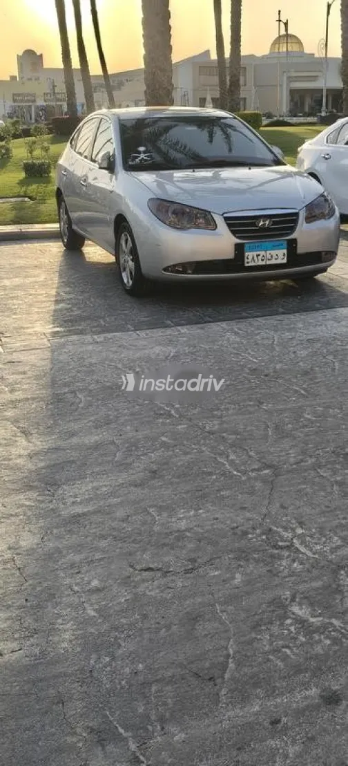 هيونداي افانتي 2007 فضي مستعملة للبيع - 4
