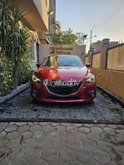 Mazda 3 2015 Red Used for Sale - 1