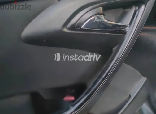 اوبل أسترا 2020 رمادي مستعملة للبيع - 7