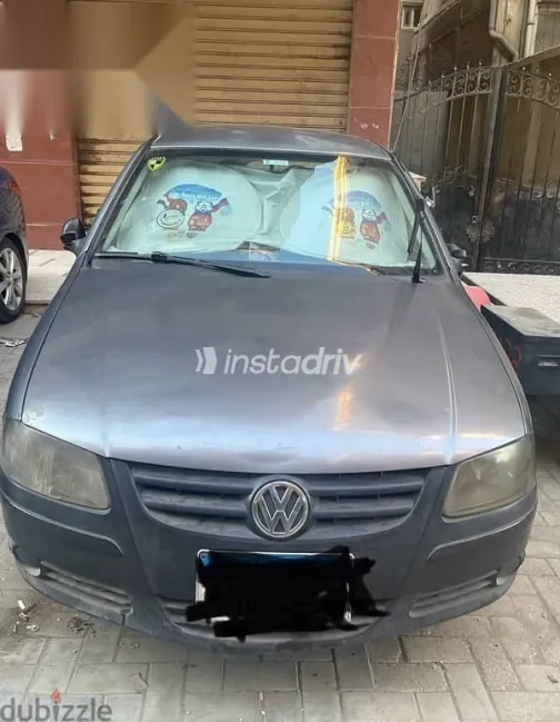 فولكس فاغن بوينتر 2006 فضي مستعملة للبيع - 1