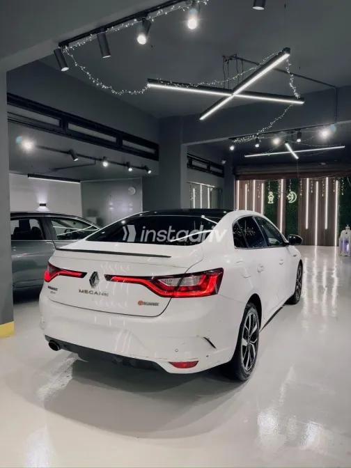 Renault Megane 2020 White Used for Sale - 4