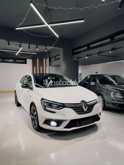 Renault Megane 2020 White Used for Sale - 10