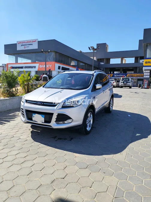 فورد كوجا 2016 أبيض مستعملة للبيع - 4