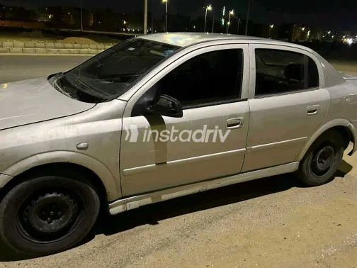 اوبل أسترا 2007 أبيض مستعملة للبيع - 5