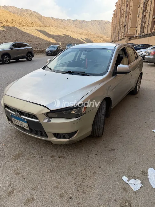 Mitsubishi Lancer EX Shark 2014 White Used for Sale - 3