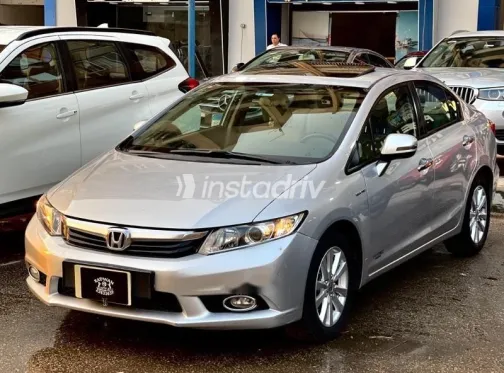 هوندا سيفك 2013 فضي مستعملة للبيع - 5