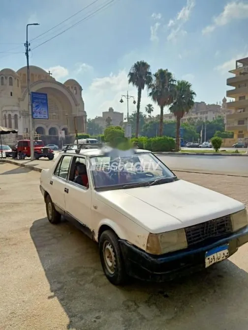 فيات ريجاتا 1985 أبيض مستعملة للبيع - 2