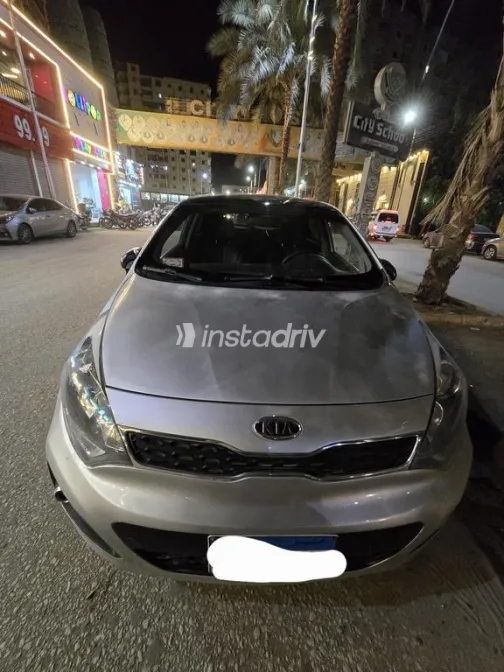 Kia Rio 2013 Silver Used for Sale - 2