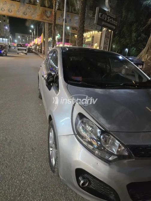 Kia Rio 2013 Silver Used for Sale - 4
