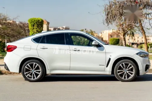 بي ام دبليو X6 2018 أبيض مستعملة للبيع - 5