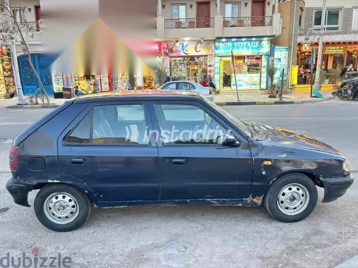 سكودا فيليشيا 1995 أزرق غامق مستعملة للبيع - 4