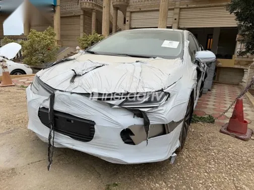 تويوتا كورولا 2023 فضي جديدة للبيع - 1