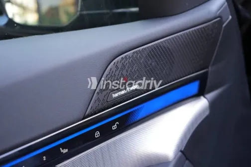 بي ام دبليو I5 2024 أسود جديدة للبيع - 7