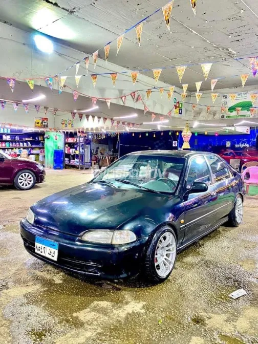 هوندا سيفك 1993 أزرق غامق مستعملة للبيع - 8