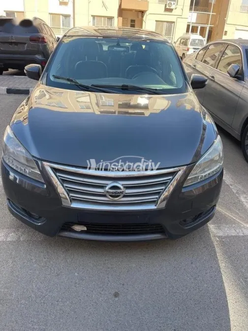 Nissan Sentra 2018 White Used for Sale - 7