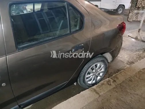 رينو لوجان 2022 أبيض مستعملة للبيع - 2