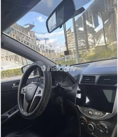 Hyundai Accent RB 2019 Dark Red Used for Sale - 1