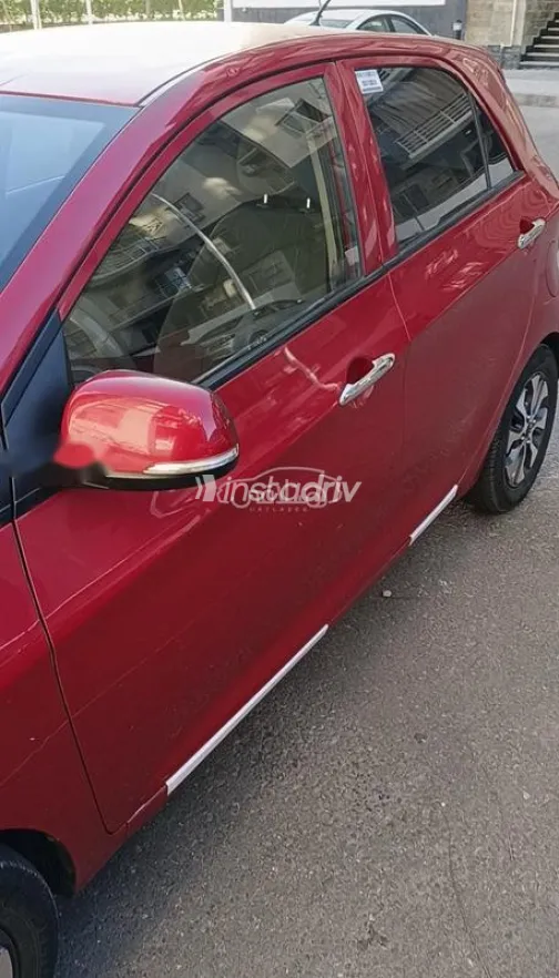 Kia Picanto 2016 White Used for Sale - 10