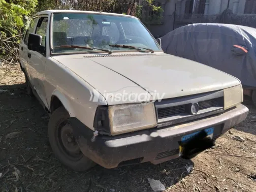 فيات شاهين 1995 أبيض مستعملة للبيع - 1