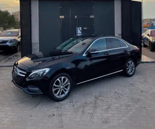 مرسيدس C 180 2015 أسود مستعملة للبيع
