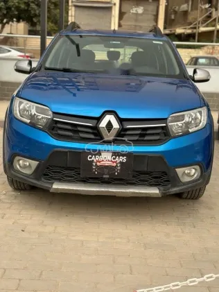 رينو سانديرو  ( ستيب  واى ) 2019 أزرق غامق مستعملة للبيع