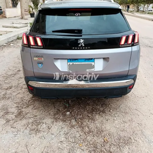 بيجو 3008 2020 أبيض مستعملة للبيع - 6