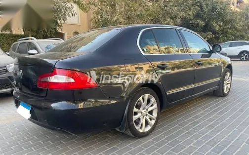 سكودا سوبيرب 2010 أسود مستعملة للبيع - 5