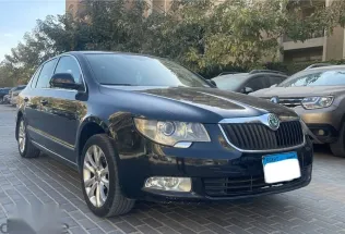سكودا سوبيرب 2010 أسود مستعملة للبيع