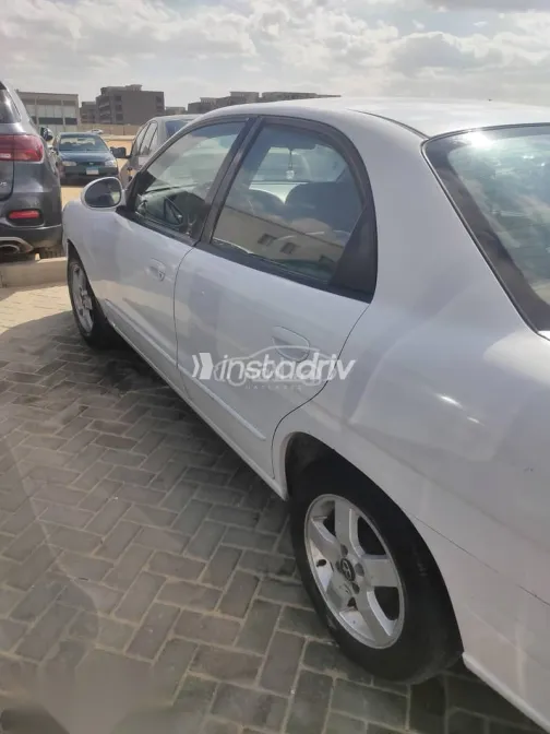 دايو نوبيرا 2001 أبيض مستعملة للبيع - 5