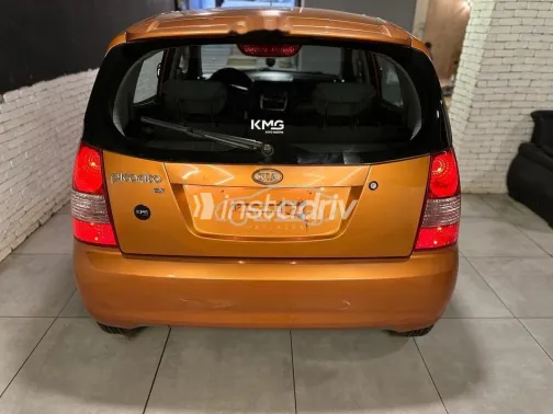 كيا بيكانتو 2006 أبيض مستعملة للبيع - 1