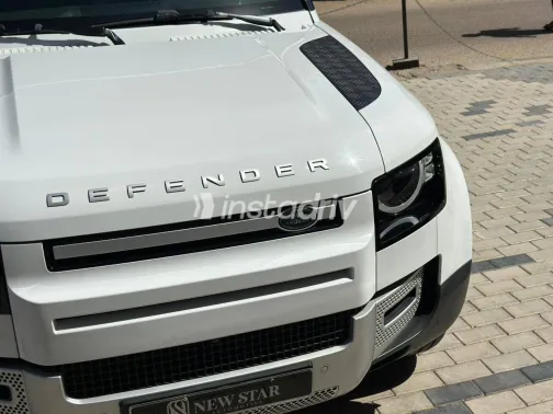 Land Rover Defender 2020 White Used for Sale - 2