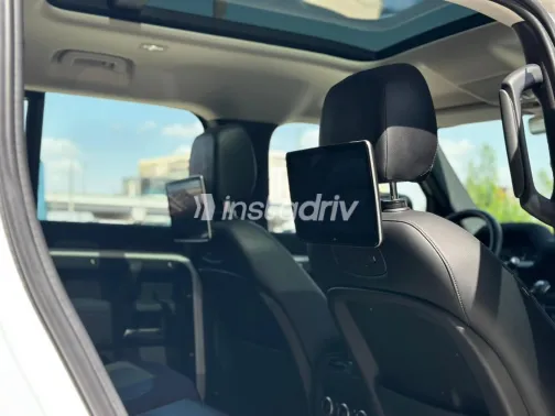 Land Rover Defender 2020 White Used for Sale - 3