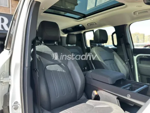 Land Rover Defender 2020 White Used for Sale - 6