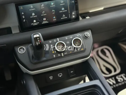 Land Rover Defender 2020 White Used for Sale - 7