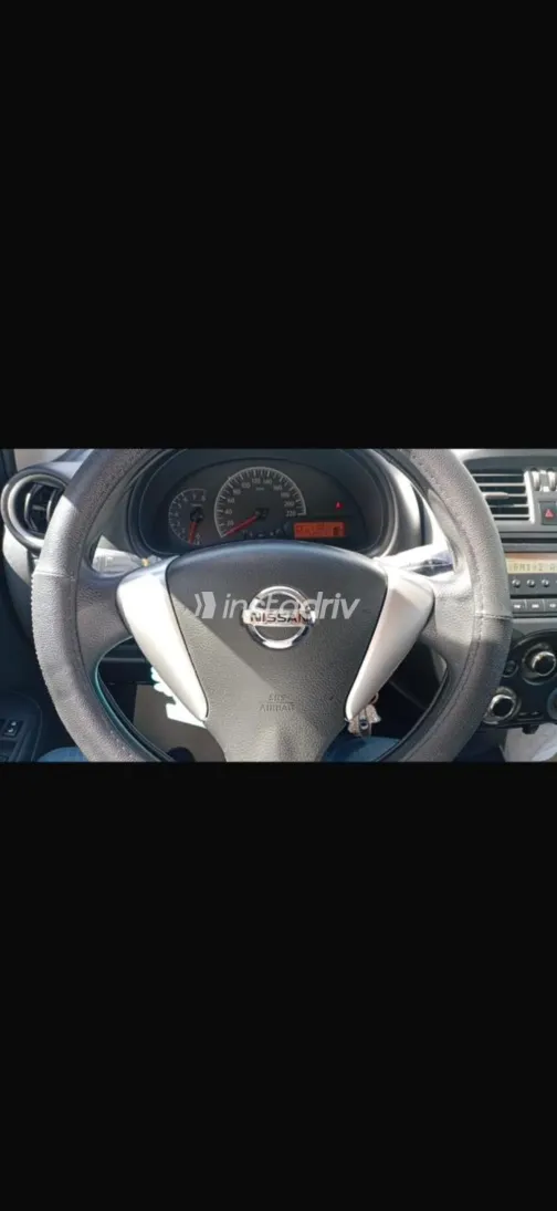 نيسان صنى 2023 أبيض مستعملة للبيع - 2