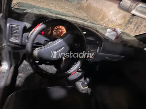 تويوتا كورولا 1991 أبيض مستعملة للبيع - 9