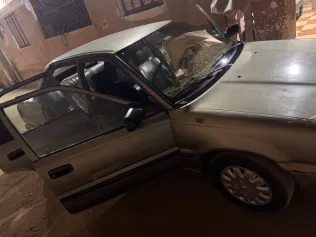 تويوتا كورولا 1991 أبيض مستعملة للبيع