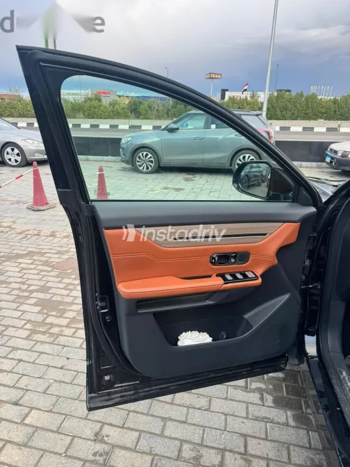 ساوايست اس 06 2026 أسود مستعملة للبيع - 4