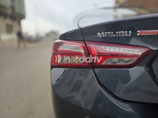 Chevrolet Malibu 2019 Gray Used for Sale - 4